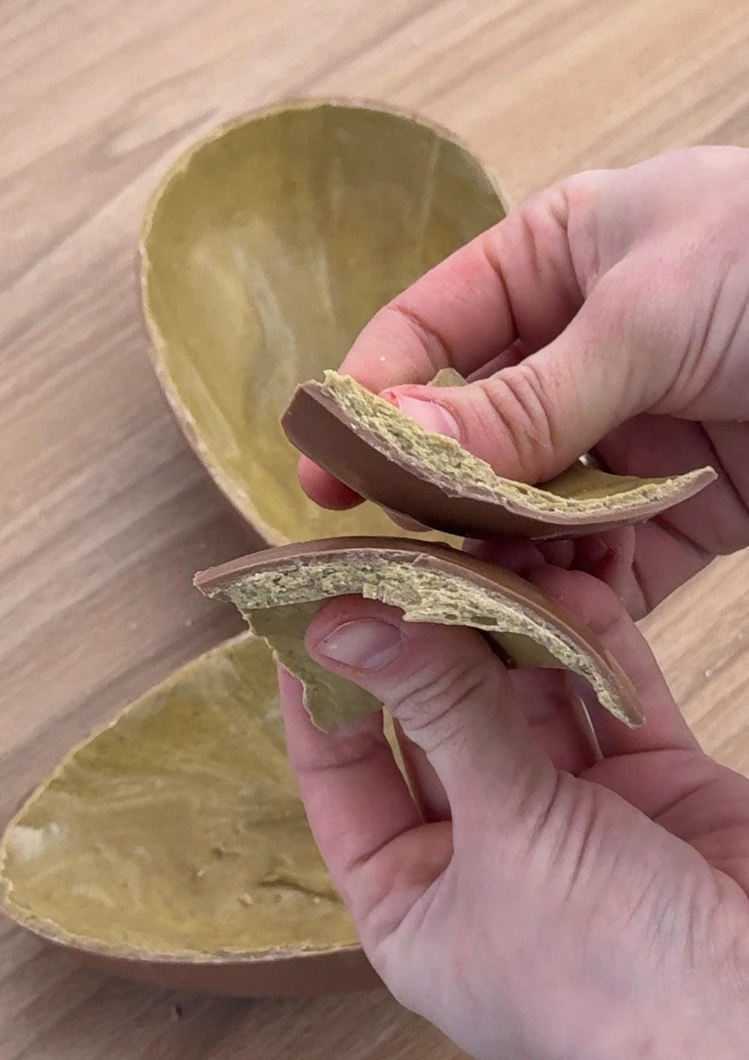 Uovo cremino al pistacchio - preordine, spedito dal 17/03/26