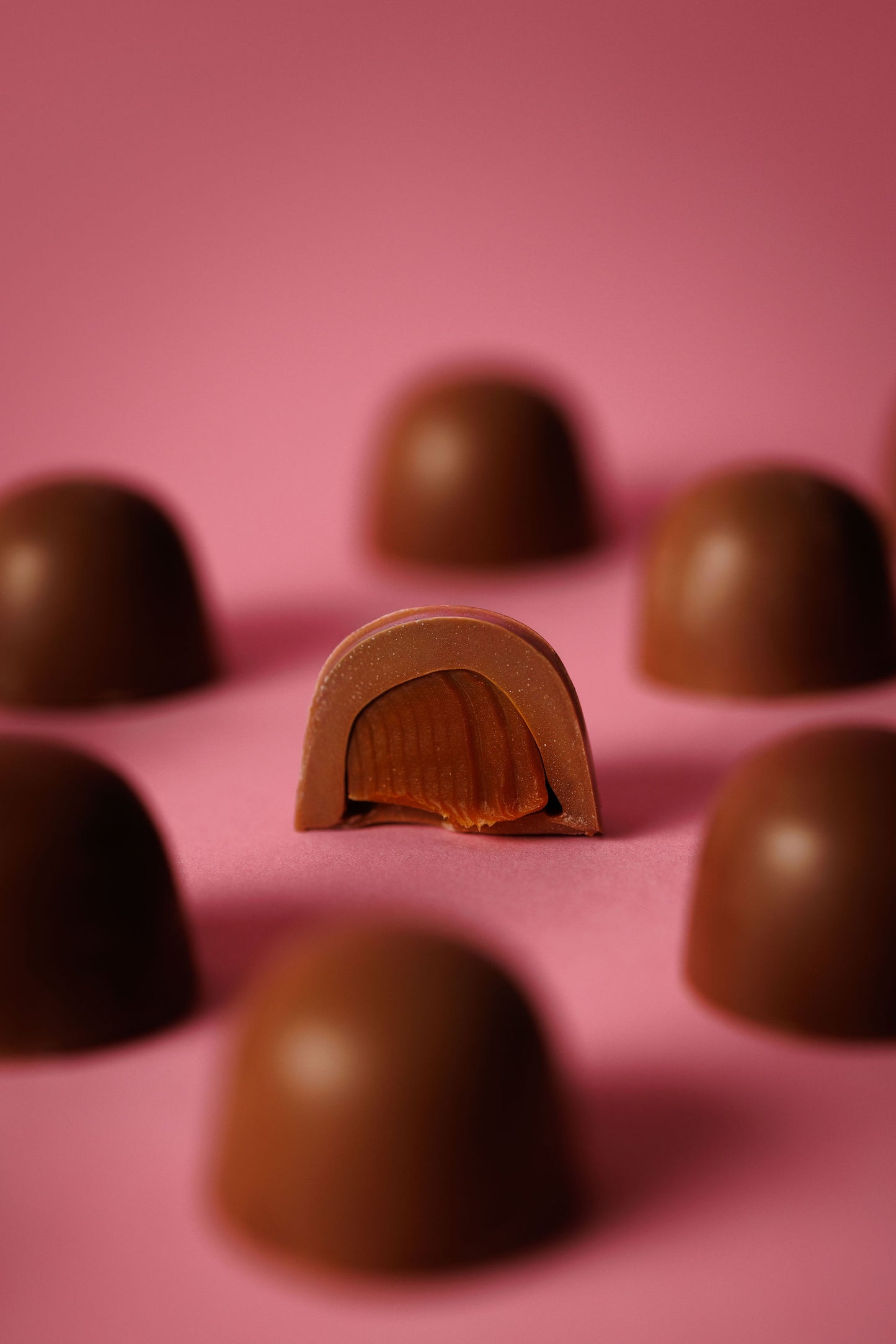 Praline di cioccolato al latte e caramello salato