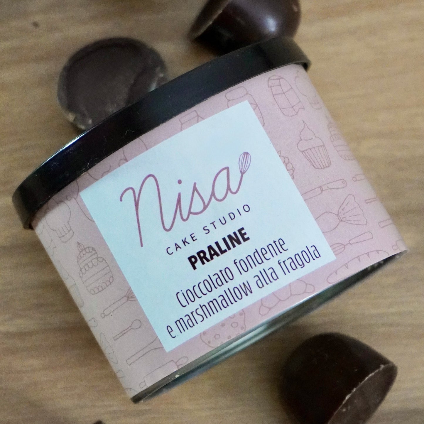 Praline cioccolato fodente ripiene di marshmallow alla fragola