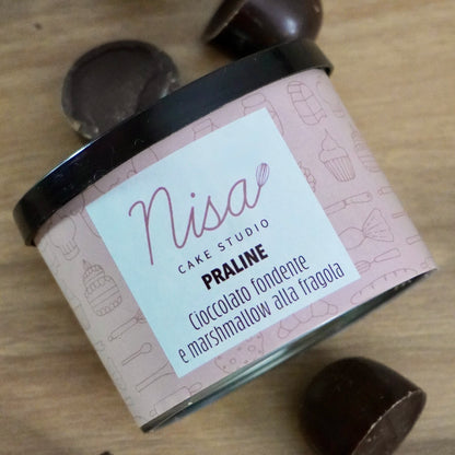 Praline cioccolato fodente ripiene di marshmallow alla fragola